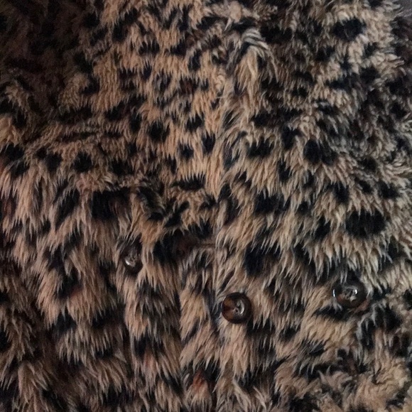 Raga Leopard Coat - Picture 6 of 7